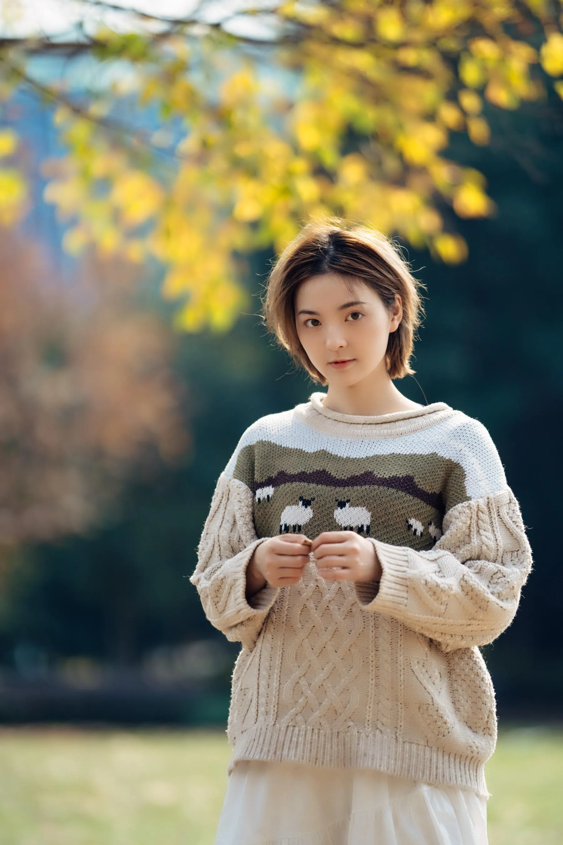 [YITUYU艺图语]2022.01.25 暖冬银杏，18岁的素颜女孩 dudu [35P]插图